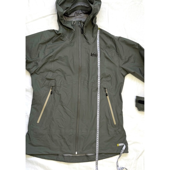 REI Drypoint GTX Gore-Tex rain jacket, women's M, sage green, NWOT - Picture 10 of 11